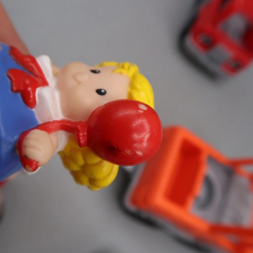 Set Of 4 Fisher Price Little People & Vehicles Fire Truck Pizza Delivery Truck
